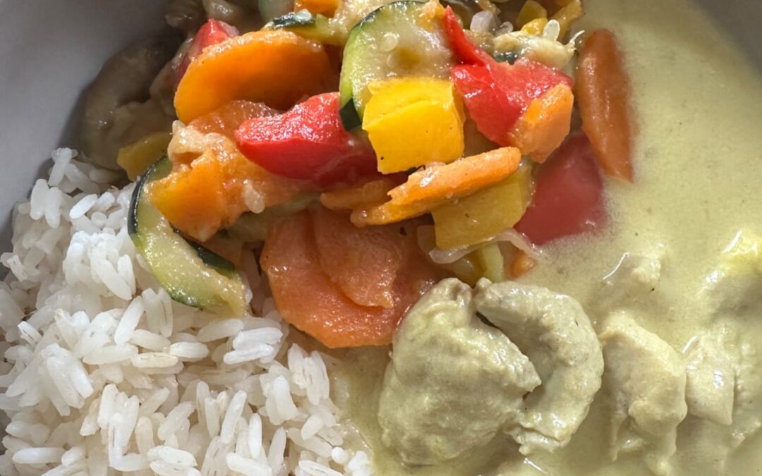 Grünes Curry mit Gemüse