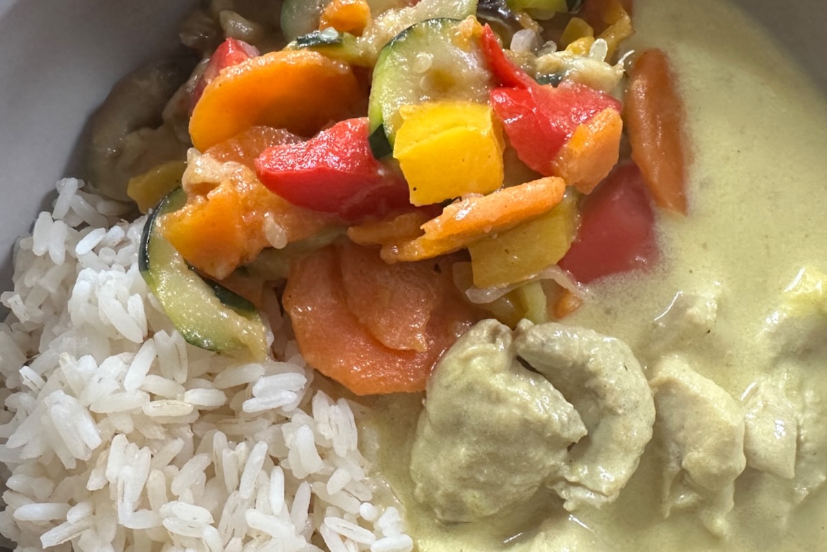 Grünes Curry mit Gemüse