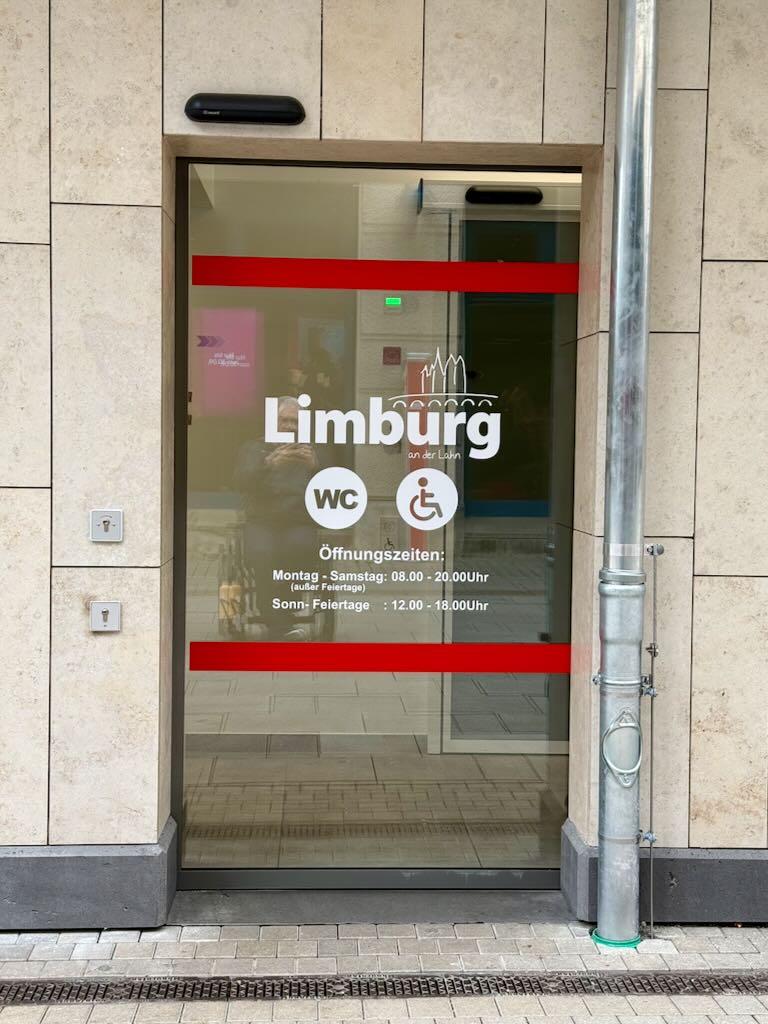 Der Euroschlüssel ermöglicht Menschen mit Behinderungen den Zugang zur barrierefreien Toiletten!
